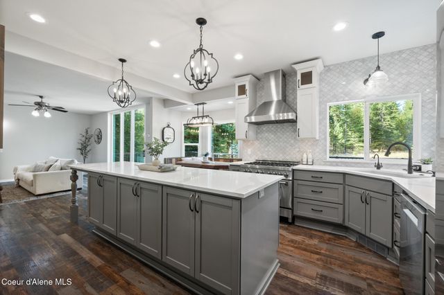 3825 E ENGLISH POINT RD, Hayden, ID 83835