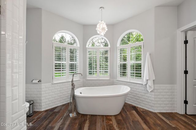 3825 E ENGLISH POINT RD, Hayden, ID 83835