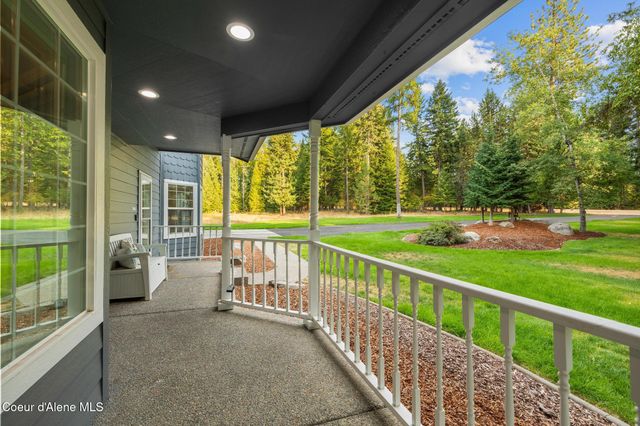 3825 E ENGLISH POINT RD, Hayden, ID 83835