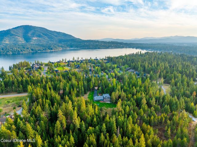 3825 E ENGLISH POINT RD, Hayden, ID 83835