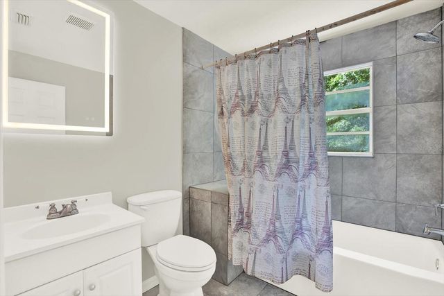 5844 RED CEDAR LANE, Tampa, FL 33625