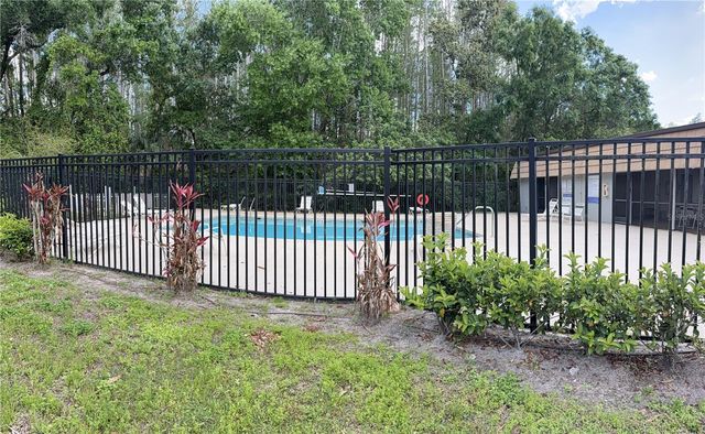 5844 RED CEDAR LANE, Tampa, FL 33625