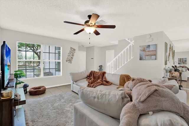 5844 RED CEDAR LANE, Tampa, FL 33625