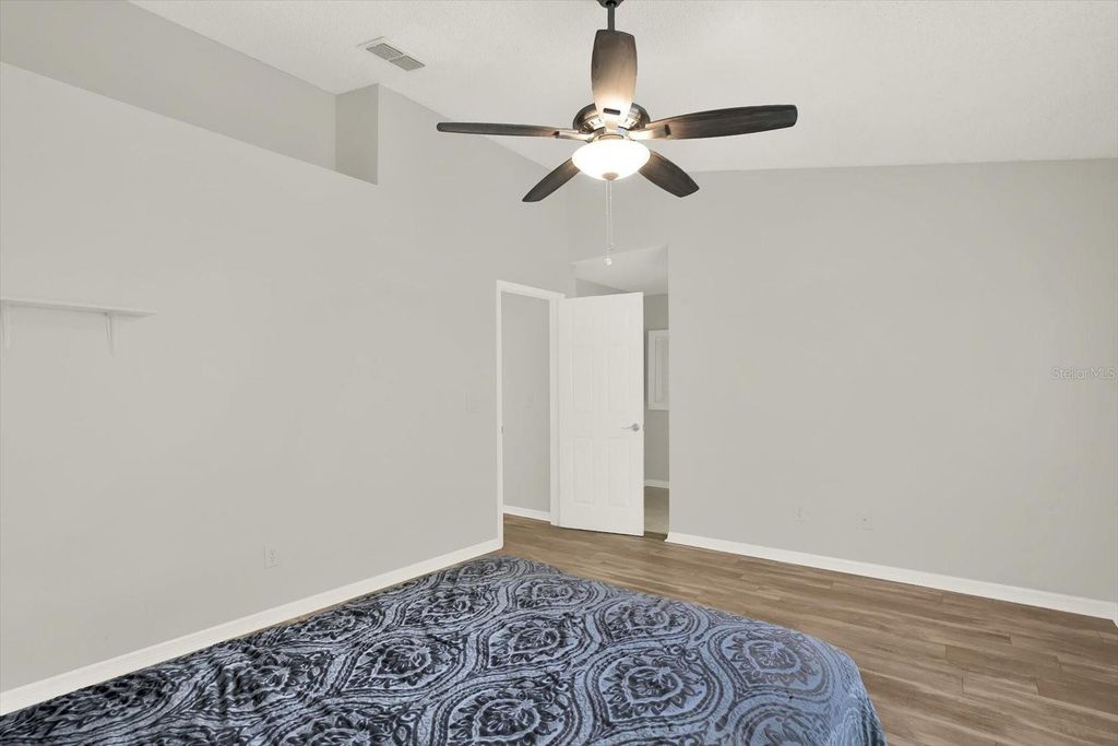 Image 14 of property listing at 5844 RED CEDAR LANE, Tampa, FL 33625