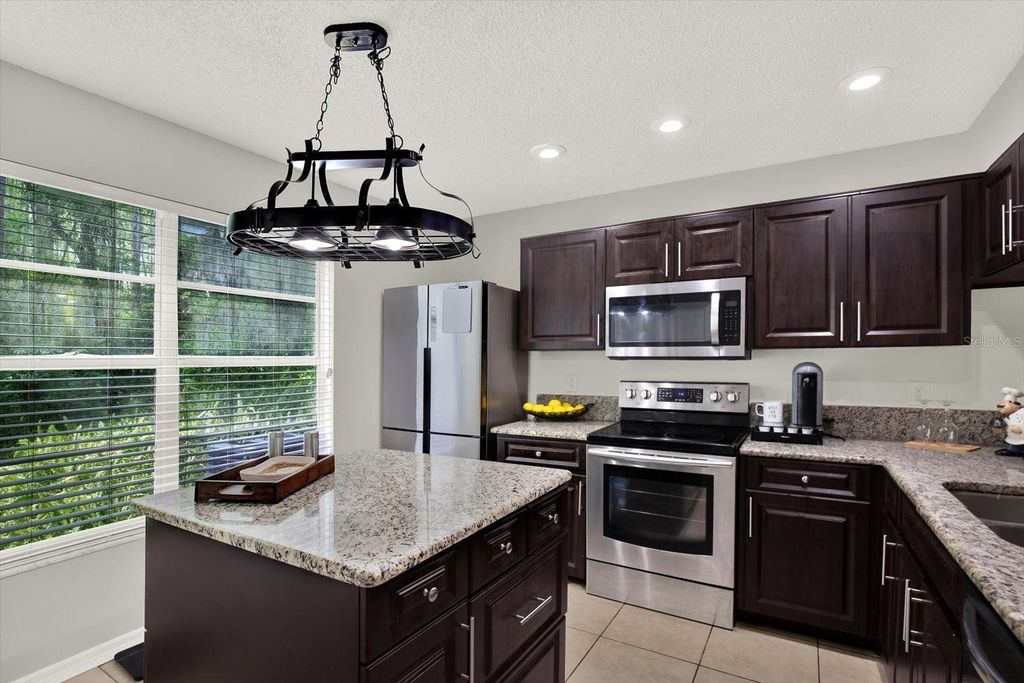 Image 5 of property listing at 5844 RED CEDAR LANE, Tampa, FL 33625