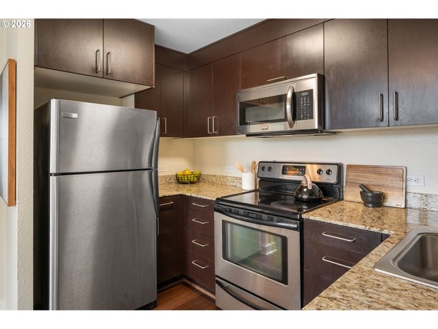 255 Sw HARRISON St 14B, Portland, OR 97201