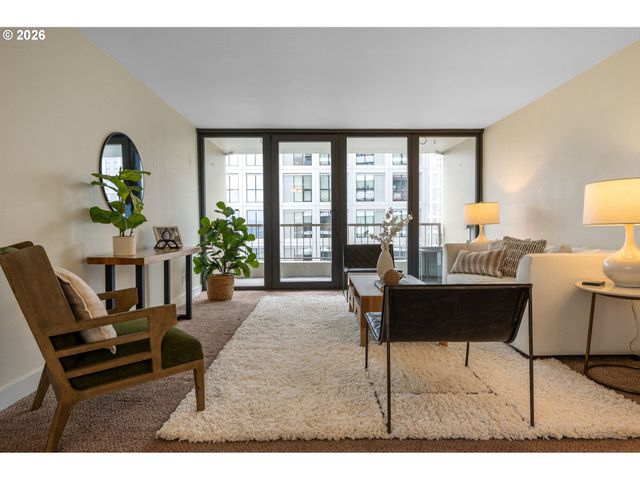 255 Sw HARRISON St 14B, Portland, OR 97201
