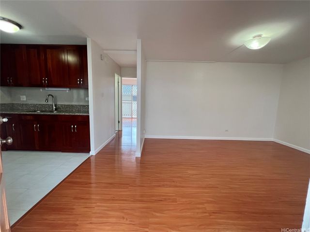 1452 Liholiho Street 205, Honolulu, HI 96822