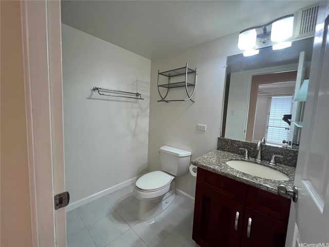 1452 Liholiho Street 205, Honolulu, HI 96822