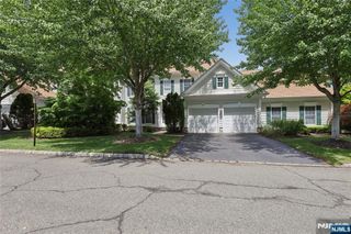 122 White Pine Court, Paramus, NJ 07652
