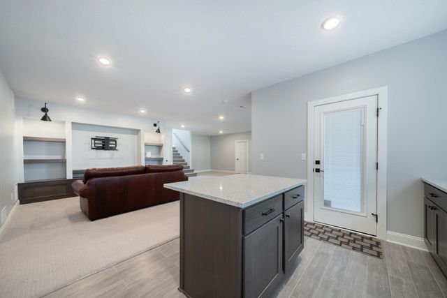 1604 N Shadow Rock Dr, Andover, KS 67002