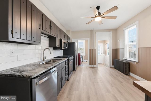 32 N WYOMISSING AVE, Reading, PA 19607