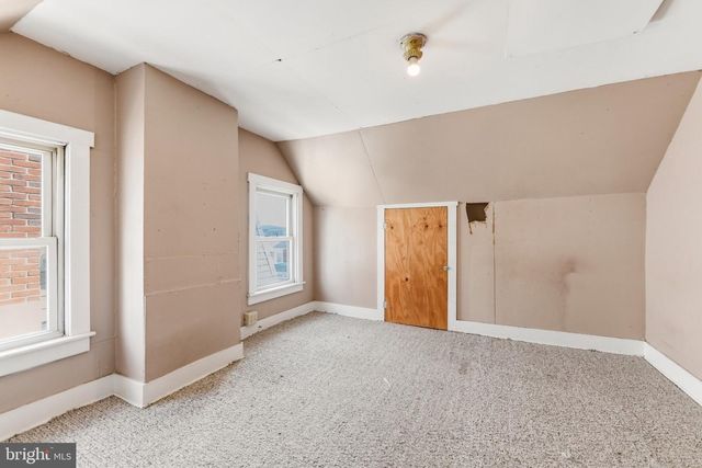 32 N WYOMISSING AVE, Reading, PA 19607