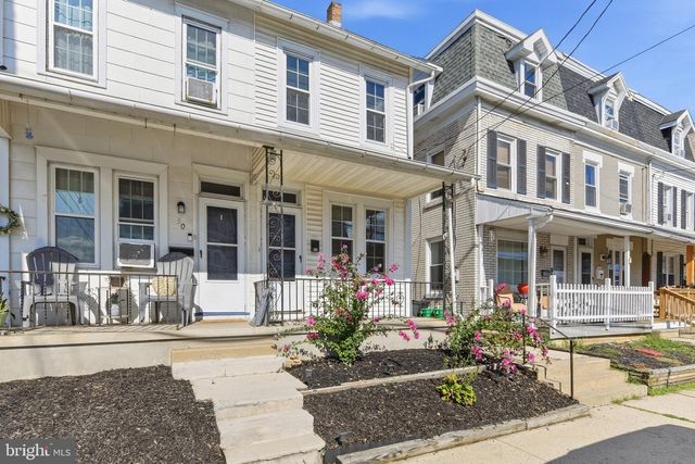 32 N WYOMISSING AVE, Reading, PA 19607