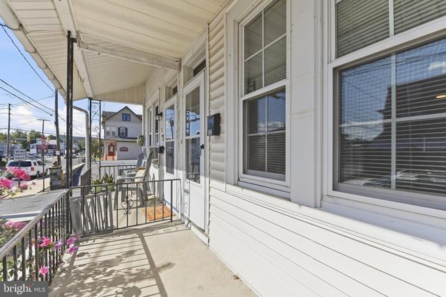 32 N WYOMISSING AVE, Reading, PA 19607