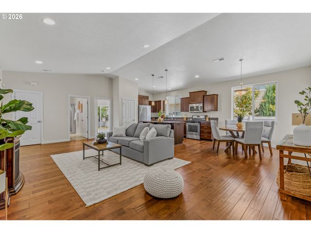 7602 Ne 61ST Way, Vancouver, WA 98662