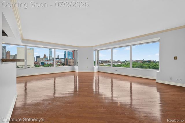 1300 E Lafayette Street 912, Detroit, MI 48207