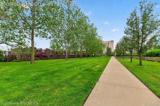 1300 E Lafayette Street 912, Detroit, MI 48207
