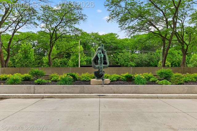 1300 E Lafayette Street 912, Detroit, MI 48207