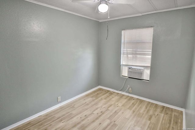 1418 Avant Ave Apt 2, San Antonio, TX 78210