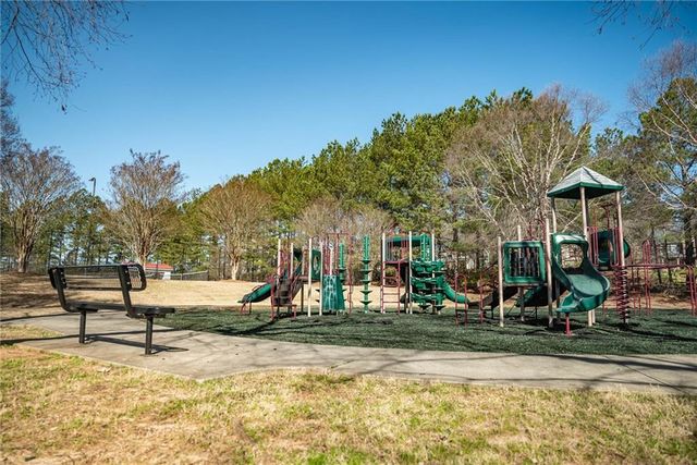 433 River Walk Farm Parkway, Covington, GA 30014