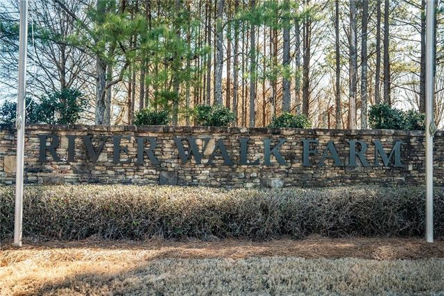 433 River Walk Farm Parkway, Covington, GA 30014