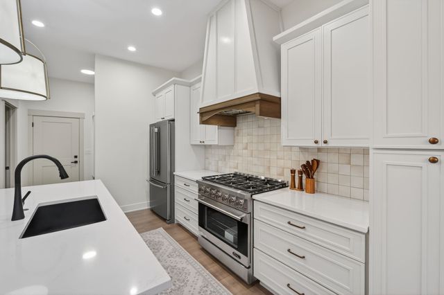 1330 NW Brooks Drive, Waukee, IA 50263