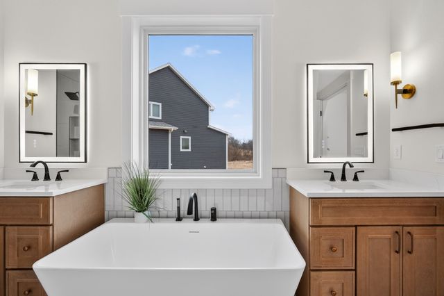 1330 NW Brooks Drive, Waukee, IA 50263