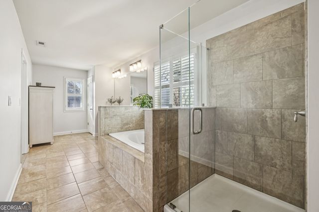 7895 Crownpoint Drive, Alpharetta, GA 30005