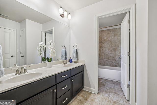 7895 Crownpoint Drive, Alpharetta, GA 30005