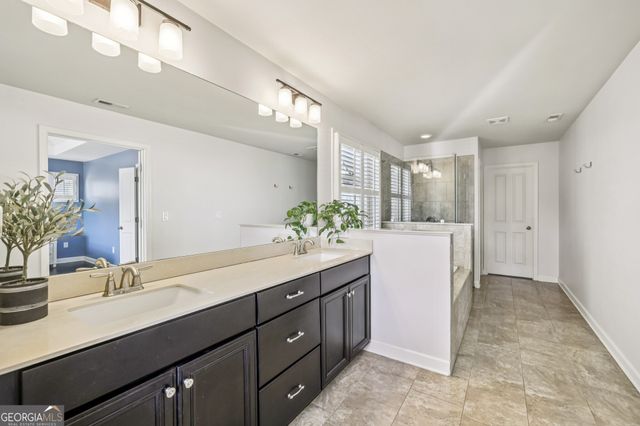 7895 Crownpoint Drive, Alpharetta, GA 30005