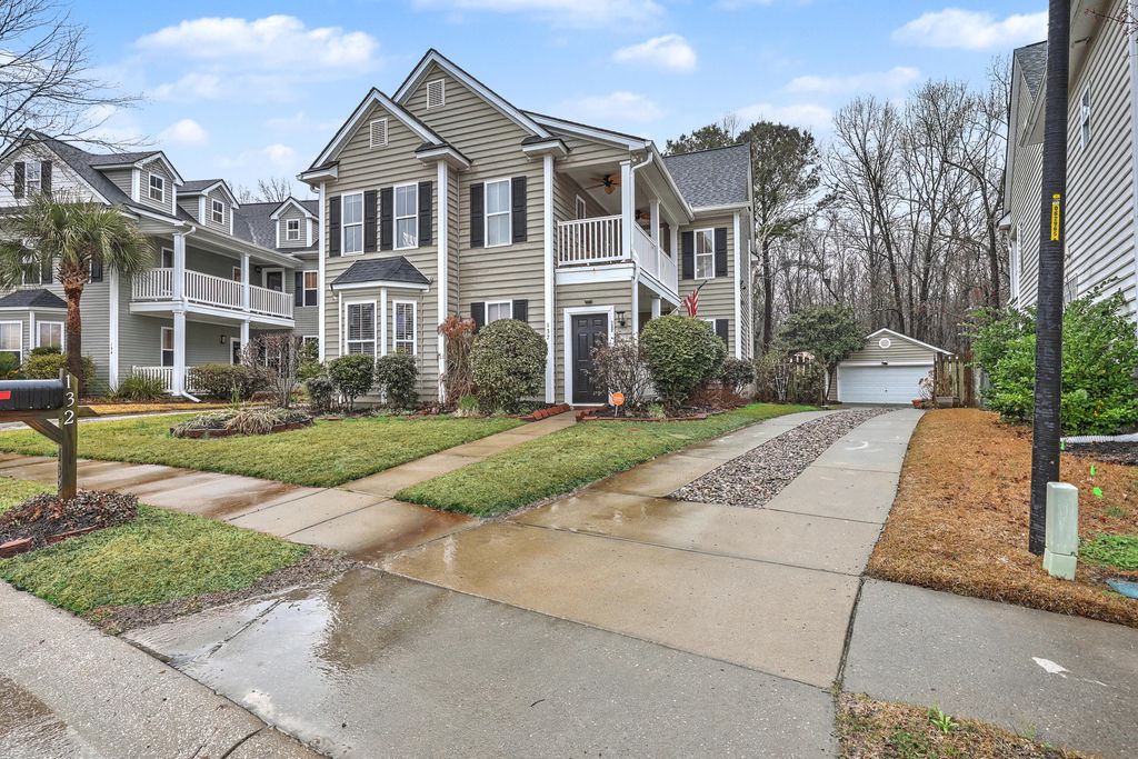 Image 3 of property listing at 132 Cypress View Road, Goose Creek, SC 29445