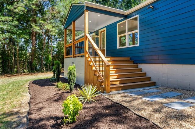 185 Linda Lane SE, Mableton, GA 30126