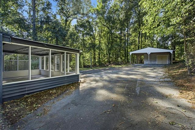 185 Linda Lane SE, Mableton, GA 30126