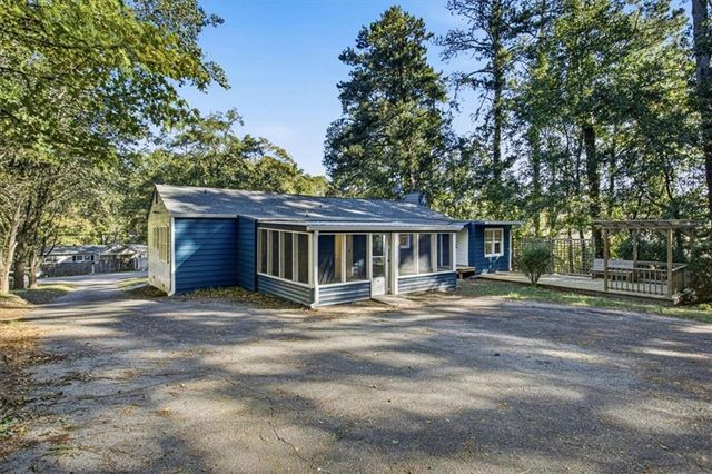 185 Linda Lane SE, Mableton, GA 30126