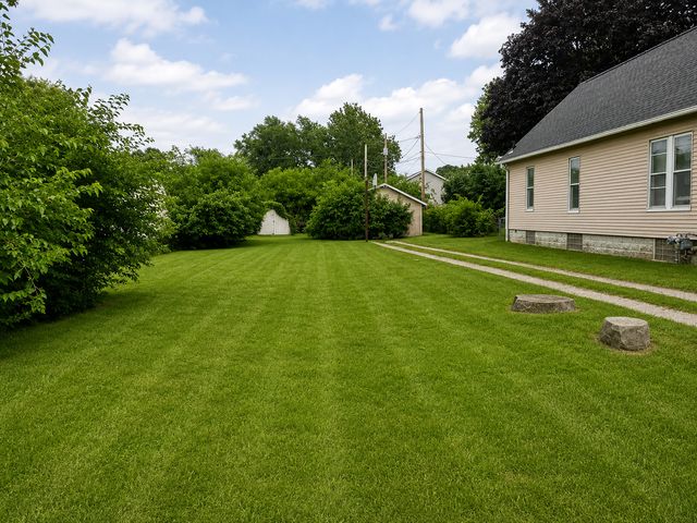 3313 9th Street, Rock Island, IL 61201