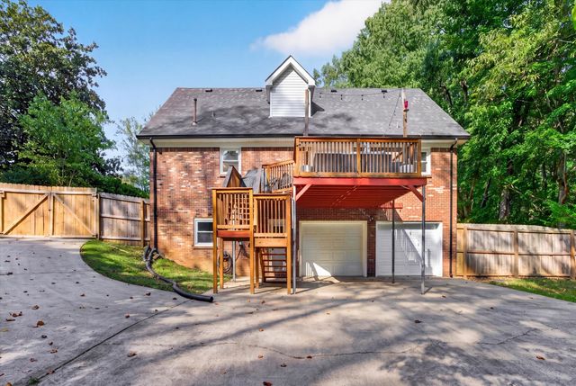1035 Foxmoor Dr, Clarksville, TN 37042