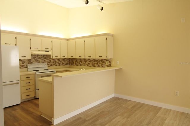 3400 CRYSTAL COURT W O, Palm Harbor, FL 34685