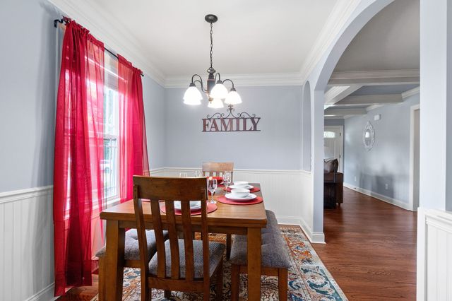 206 E St, Clarksville, TN 37042