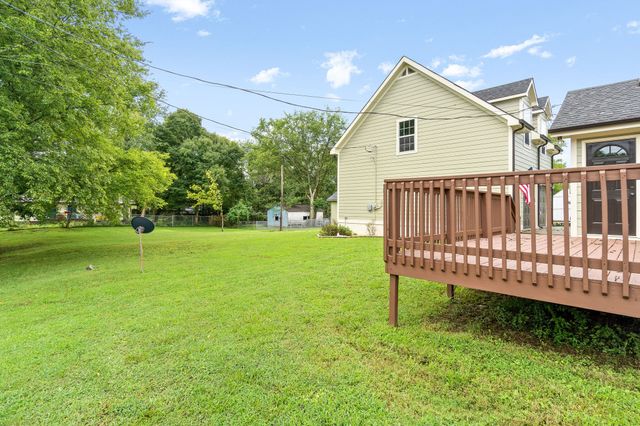 206 E St, Clarksville, TN 37042