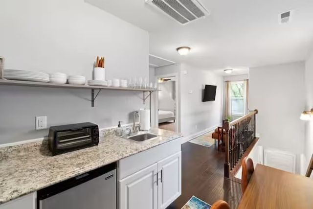 206 E St, Clarksville, TN 37042