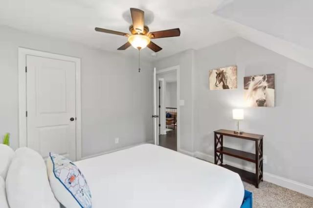 206 E St, Clarksville, TN 37042