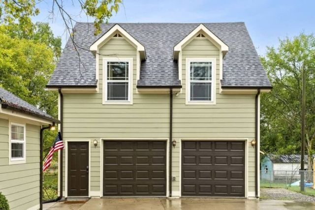 206 E St, Clarksville, TN 37042