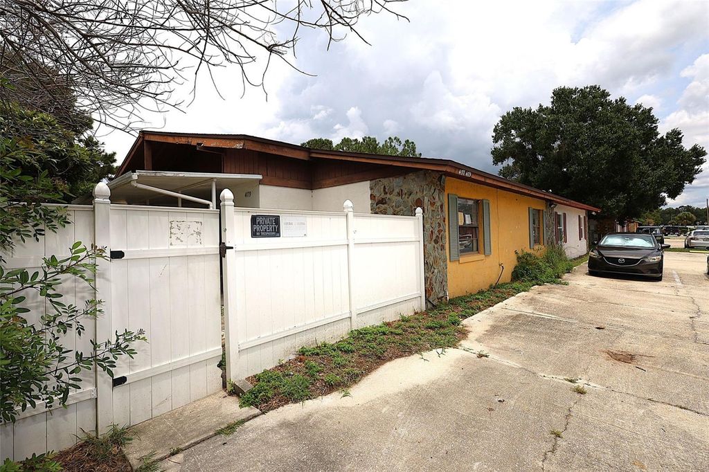 Image 2 of property listing at 4179 SPITFIRE AVENUE, Kissimmee, FL 34741