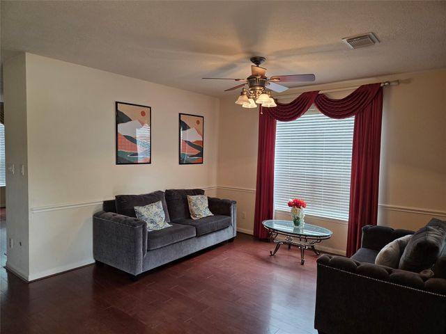 2715 Riverhollow Lane, Sugar Land, TX 77479