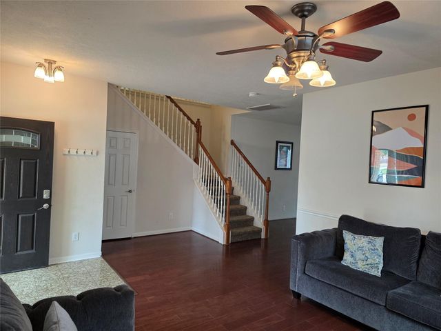 2715 Riverhollow Lane, Sugar Land, TX 77479