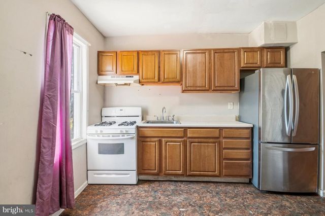710 BARTLETT AVE, Baltimore, MD 21218