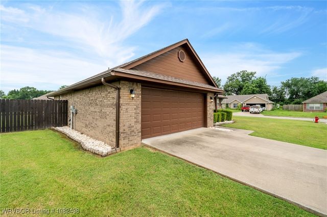 1680 Courtney Lane, Alma, AR 72921