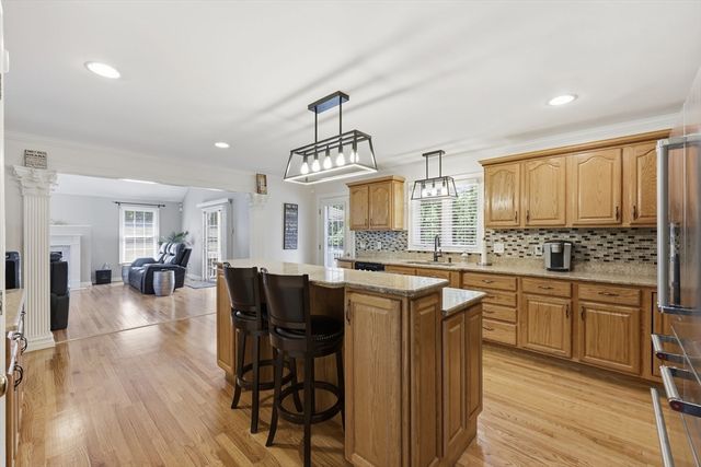 24 Jeanne Marie Dr, Westfield, MA 01085