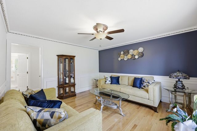 24 Jeanne Marie Dr, Westfield, MA 01085